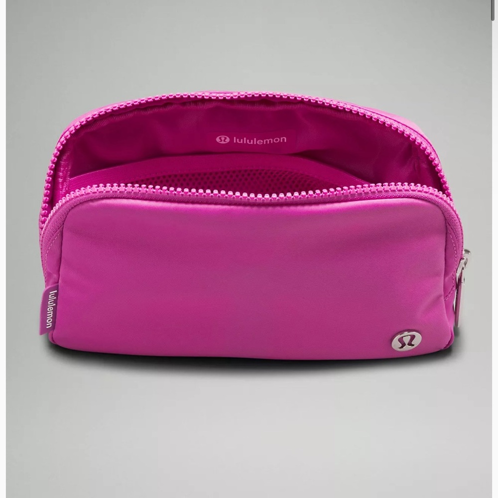 COPY - COPY - LULULEMON!! Everywhere Belt Bag 1L